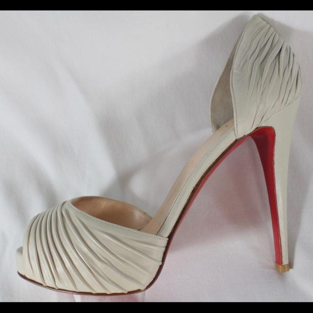 Christian Louboutin Turbella D'orsay Heels - Picture 6 of 6